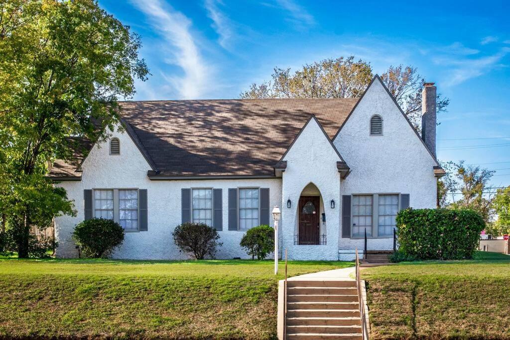 New Comfy Bungalow On Washington-Dedicated Office Villa Waco Exterior photo